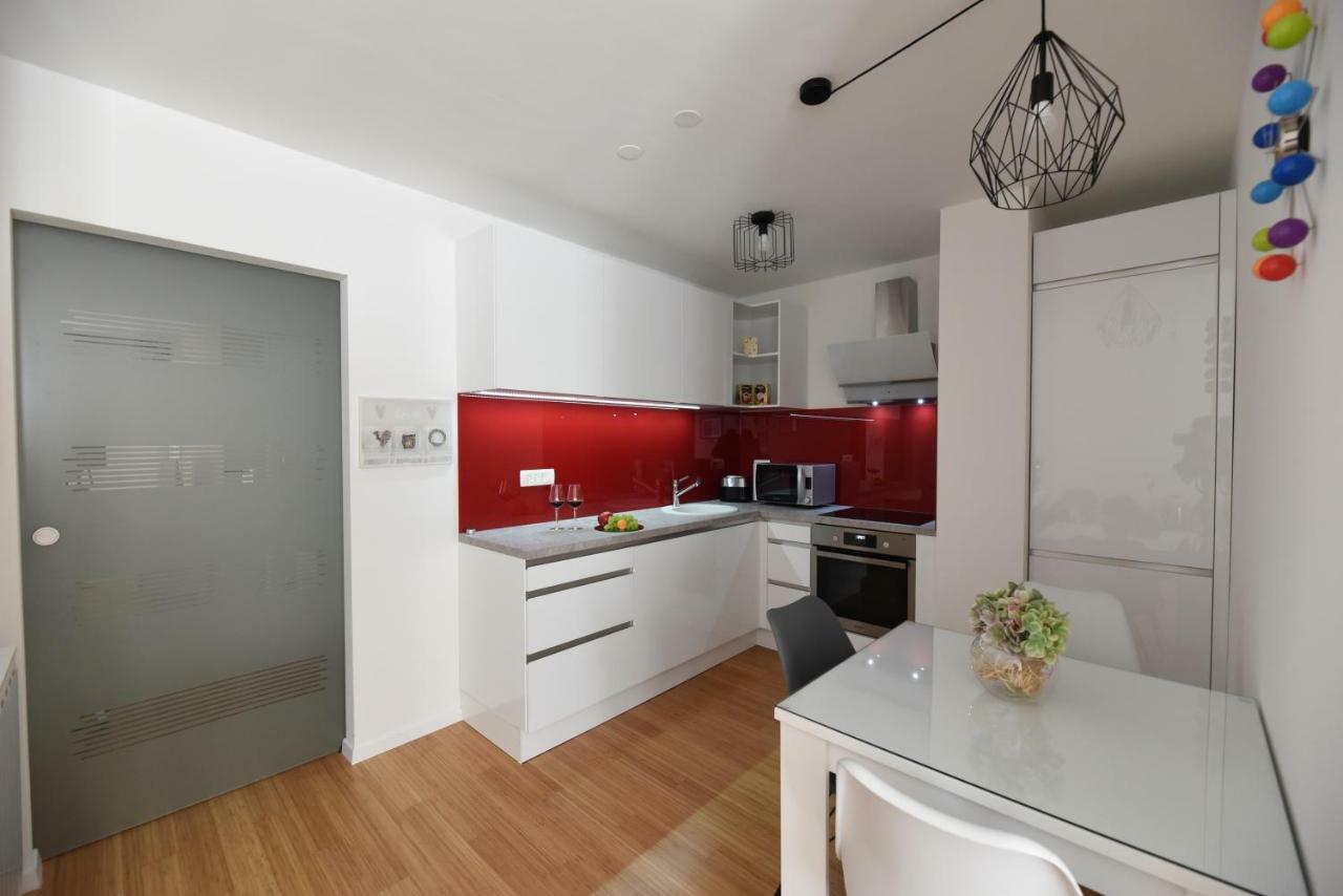 Mary'S Apartment - With Free Parking زغرب المظهر الخارجي الصورة